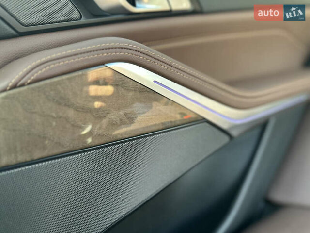Сірий БМВ Х5, об'ємом двигуна 2.99 л та пробігом 114 тис. км за 68000 $, фото 14 на Automoto.ua