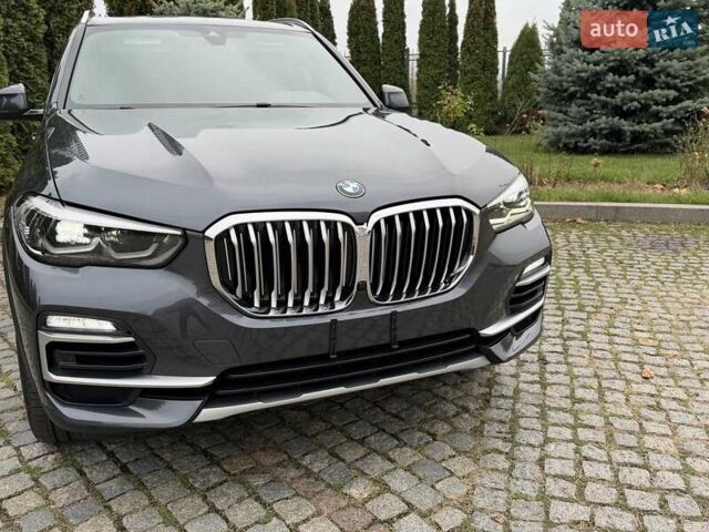Сірий БМВ Х5, об'ємом двигуна 3 л та пробігом 89 тис. км за 47950 $, фото 2 на Automoto.ua