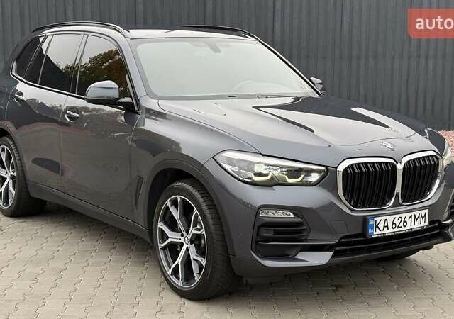 Серый БМВ Х5, объемом двигателя 2.99 л и пробегом 160 тыс. км за 59900 $, фото 11 на Automoto.ua