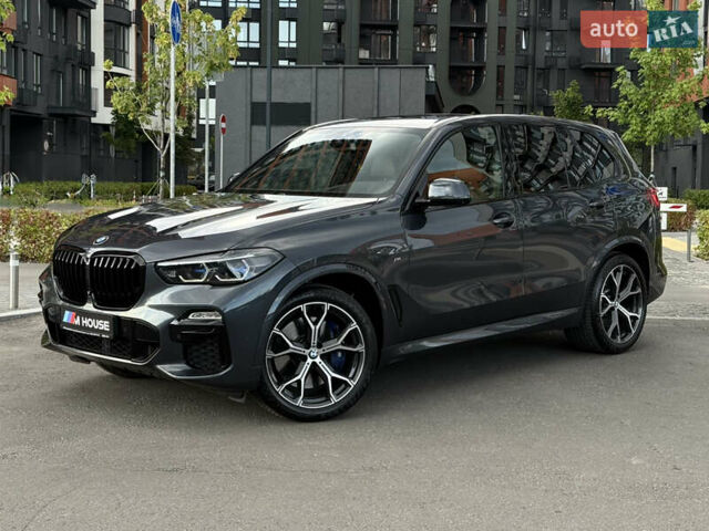 Серый БМВ Х5, объемом двигателя 2.99 л и пробегом 100 тыс. км за 71900 $, фото 1 на Automoto.ua