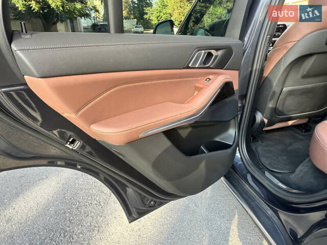 Сірий БМВ Х5, об'ємом двигуна 3 л та пробігом 67 тис. км за 49999 $, фото 25 на Automoto.ua