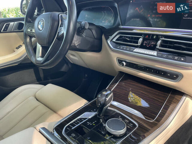 Серый БМВ Х5, объемом двигателя 3 л и пробегом 187 тыс. км за 38100 $, фото 25 на Automoto.ua