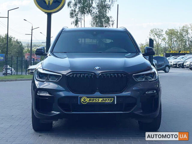 Серый БМВ Х5, объемом двигателя 3 л и пробегом 19 тыс. км за 57000 $, фото 1 на Automoto.ua