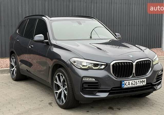 Серый БМВ Х5, объемом двигателя 2.99 л и пробегом 160 тыс. км за 59900 $, фото 7 на Automoto.ua