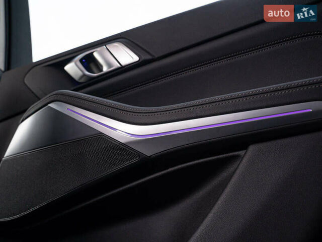 Серый БМВ Х5, объемом двигателя 3 л и пробегом 44 тыс. км за 63900 $, фото 6 на Automoto.ua