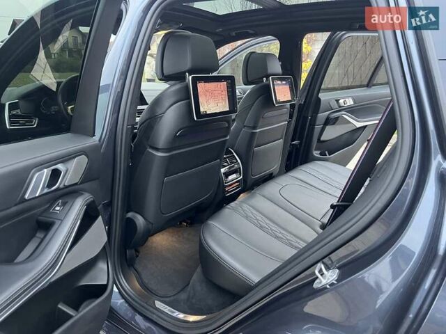 Серый БМВ Х5, объемом двигателя 3 л и пробегом 133 тыс. км за 58000 $, фото 19 на Automoto.ua