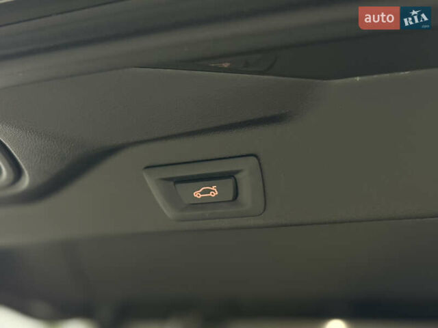 Серый БМВ Х5, объемом двигателя 3 л и пробегом 92 тыс. км за 49000 $, фото 64 на Automoto.ua