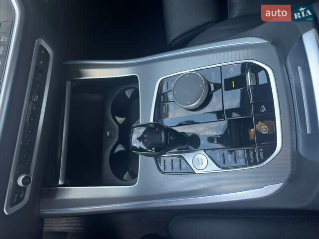 Серый БМВ Х5, объемом двигателя 0 л и пробегом 150 тыс. км за 55000 $, фото 8 на Automoto.ua