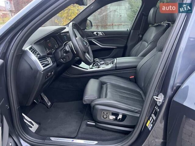 Серый БМВ Х5, объемом двигателя 3 л и пробегом 133 тыс. км за 58000 $, фото 17 на Automoto.ua