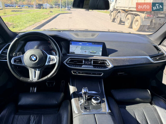 Серый БМВ Х5, объемом двигателя 3 л и пробегом 65 тыс. км за 57900 $, фото 15 на Automoto.ua