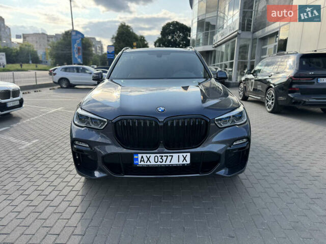 Серый БМВ Х5, объемом двигателя 3 л и пробегом 80 тыс. км за 65900 $, фото 3 на Automoto.ua