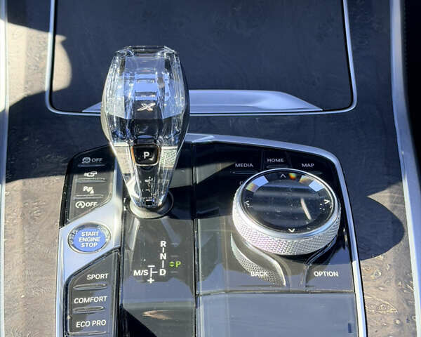 Серый БМВ Х5, объемом двигателя 3 л и пробегом 65 тыс. км за 57900 $, фото 20 на Automoto.ua