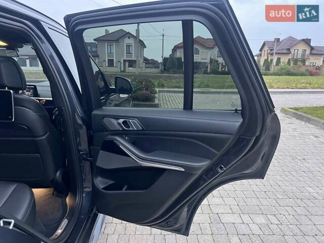 Серый БМВ Х5, объемом двигателя 3 л и пробегом 133 тыс. км за 58000 $, фото 64 на Automoto.ua