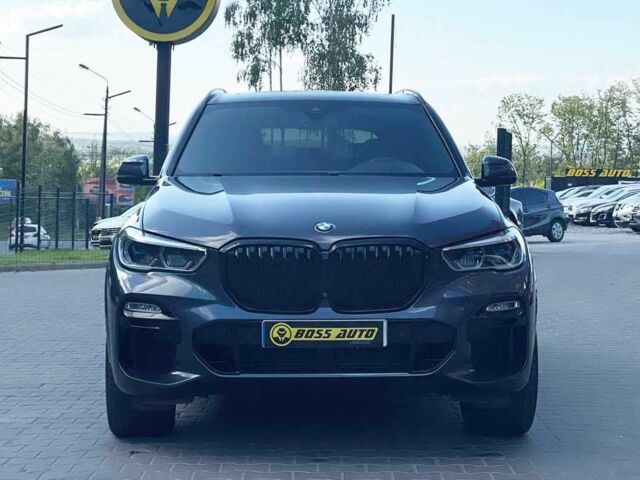 Серый БМВ Х5, объемом двигателя 3 л и пробегом 19 тыс. км за 57000 $, фото 1 на Automoto.ua