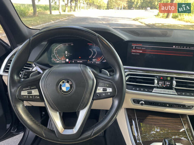 Серый БМВ Х5, объемом двигателя 3 л и пробегом 187 тыс. км за 38100 $, фото 30 на Automoto.ua