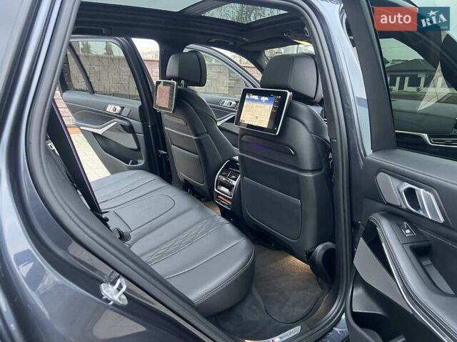 Серый БМВ Х5, объемом двигателя 3 л и пробегом 133 тыс. км за 58000 $, фото 22 на Automoto.ua