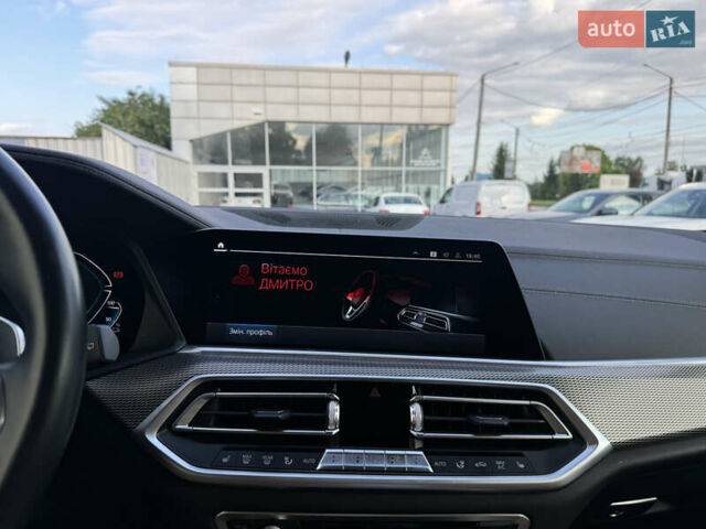 Серый БМВ Х5, объемом двигателя 3 л и пробегом 80 тыс. км за 65900 $, фото 30 на Automoto.ua