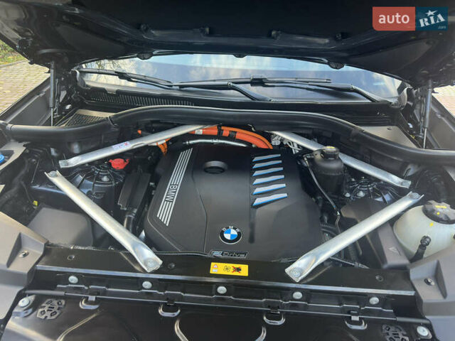 Серый БМВ Х5, объемом двигателя 0 л и пробегом 150 тыс. км за 55000 $, фото 7 на Automoto.ua