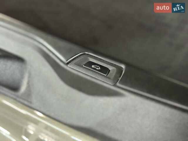 Серый БМВ Х5, объемом двигателя 3 л и пробегом 92 тыс. км за 49000 $, фото 65 на Automoto.ua