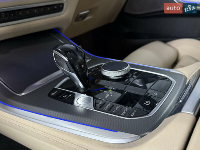 Серый БМВ Х5, объемом двигателя 3 л и пробегом 92 тыс. км за 49000 $, фото 42 на Automoto.ua