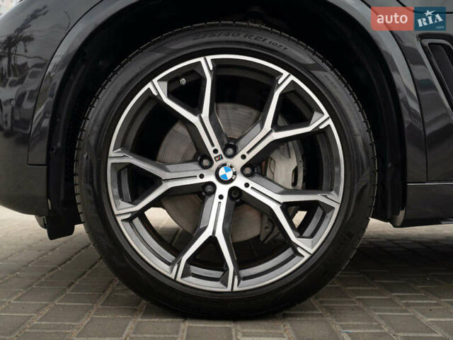 Серый БМВ Х5, объемом двигателя 3 л и пробегом 44 тыс. км за 63900 $, фото 18 на Automoto.ua
