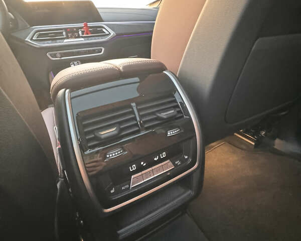 Сірий БМВ Х5, об'ємом двигуна 3 л та пробігом 63 тис. км за 57000 $, фото 49 на Automoto.ua