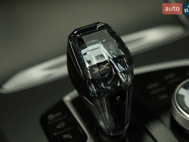 Серый БМВ Х5, объемом двигателя 3 л и пробегом 45 тыс. км за 62900 $, фото 20 на Automoto.ua