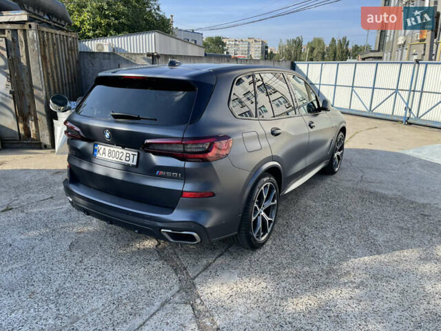 Сірий БМВ Х5, об'ємом двигуна 4.4 л та пробігом 50 тис. км за 100000 $, фото 3 на Automoto.ua