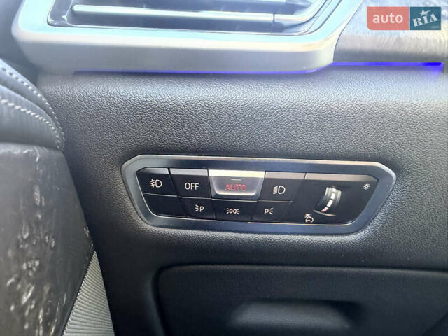 Серый БМВ Х5, объемом двигателя 3 л и пробегом 65 тыс. км за 57900 $, фото 23 на Automoto.ua