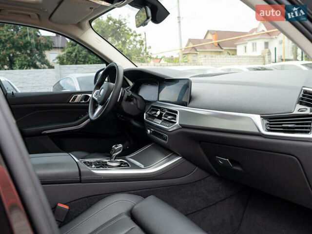 Серый БМВ Х5, объемом двигателя 3 л и пробегом 44 тыс. км за 63900 $, фото 15 на Automoto.ua