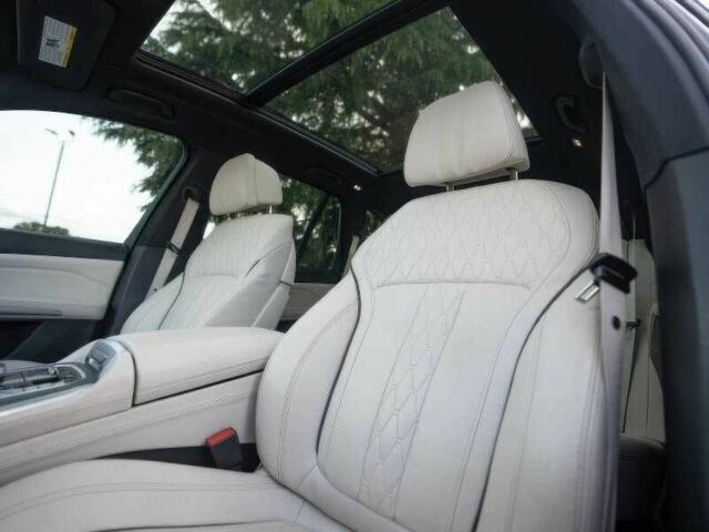 Серый БМВ Х5, объемом двигателя 3 л и пробегом 50 тыс. км за 40000 $, фото 9 на Automoto.ua
