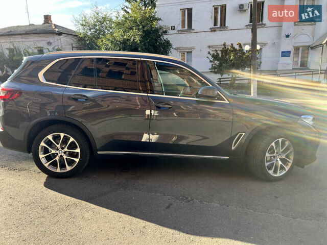 Сірий БМВ Х5, об'ємом двигуна 3 л та пробігом 67 тис. км за 49999 $, фото 3 на Automoto.ua