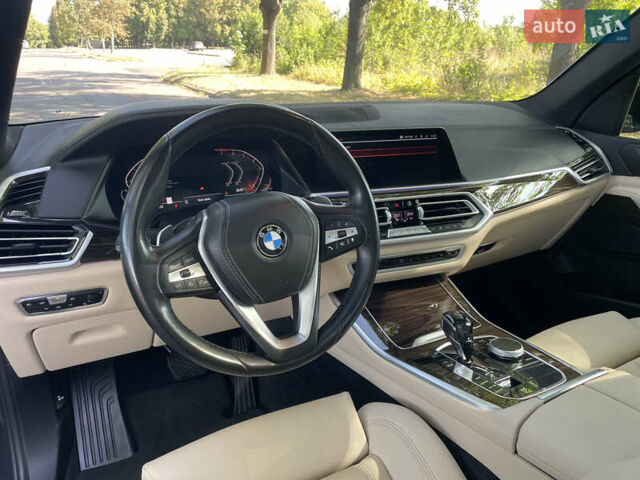 Серый БМВ Х5, объемом двигателя 3 л и пробегом 187 тыс. км за 38100 $, фото 35 на Automoto.ua