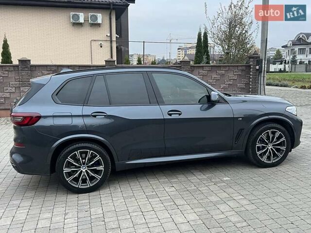 Серый БМВ Х5, объемом двигателя 3 л и пробегом 133 тыс. км за 58000 $, фото 5 на Automoto.ua