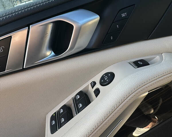 Серый БМВ Х5, объемом двигателя 3 л и пробегом 187 тыс. км за 38500 $, фото 14 на Automoto.ua