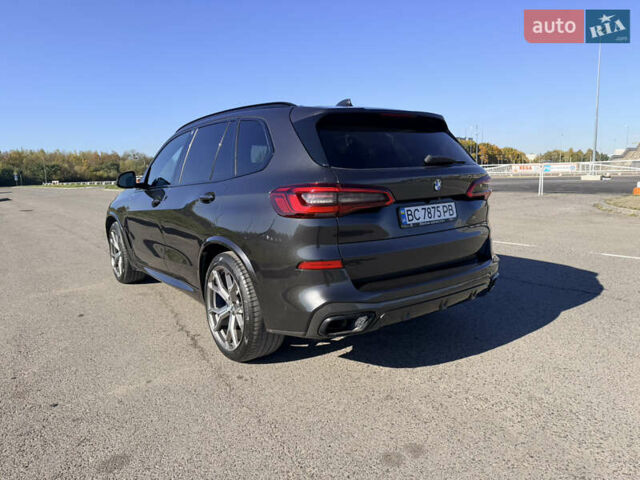 Серый БМВ Х5, объемом двигателя 3 л и пробегом 65 тыс. км за 57900 $, фото 5 на Automoto.ua