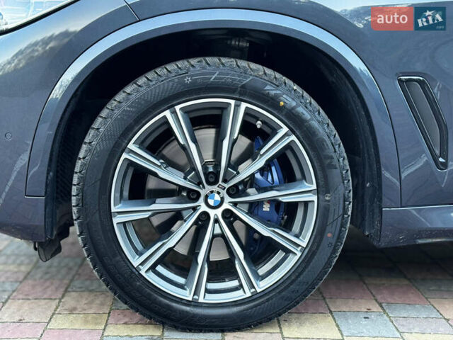 Серый БМВ Х5, объемом двигателя 2.99 л и пробегом 66 тыс. км за 73000 $, фото 11 на Automoto.ua