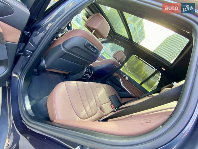 Серый БМВ Х5, объемом двигателя 3 л и пробегом 40 тыс. км за 69000 $, фото 17 на Automoto.ua