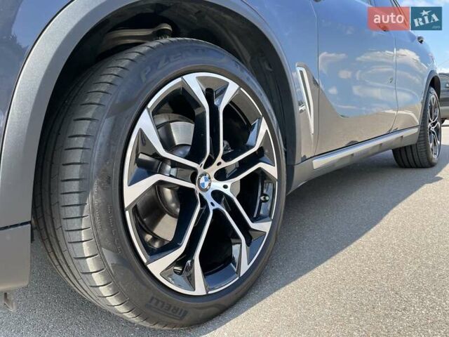 Серый БМВ Х5, объемом двигателя 3 л и пробегом 13 тыс. км за 73700 $, фото 13 на Automoto.ua