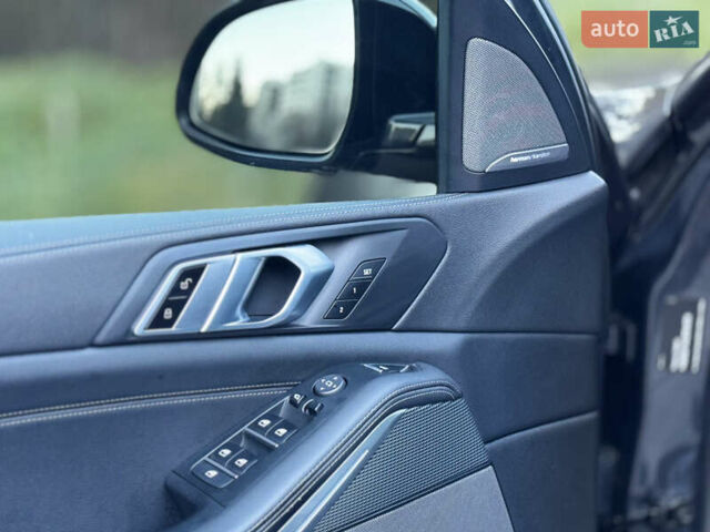 Серый БМВ Х5, объемом двигателя 2.99 л и пробегом 66 тыс. км за 73000 $, фото 28 на Automoto.ua