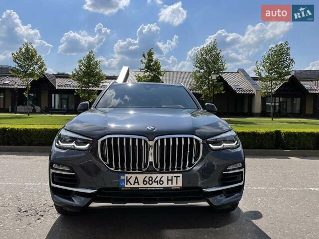 Серый БМВ Х5, объемом двигателя 3 л и пробегом 13 тыс. км за 73700 $, фото 6 на Automoto.ua