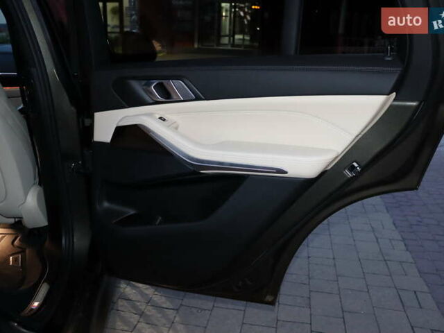 Серый БМВ Х5, объемом двигателя 3 л и пробегом 11 тыс. км за 58900 $, фото 47 на Automoto.ua