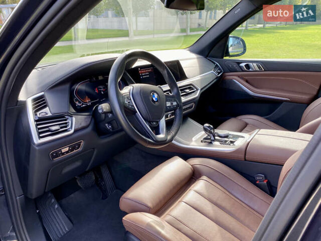 Серый БМВ Х5, объемом двигателя 3 л и пробегом 40 тыс. км за 69000 $, фото 8 на Automoto.ua