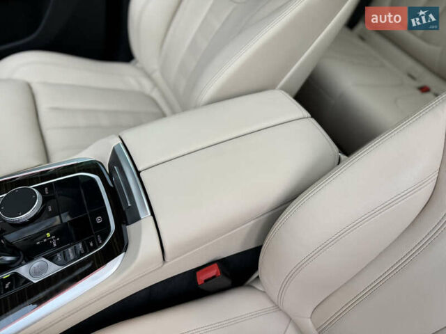 Серый БМВ Х5, объемом двигателя 3 л и пробегом 11 тыс. км за 59999 $, фото 36 на Automoto.ua