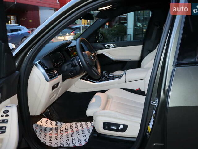 Серый БМВ Х5, объемом двигателя 3 л и пробегом 11 тыс. км за 58900 $, фото 15 на Automoto.ua