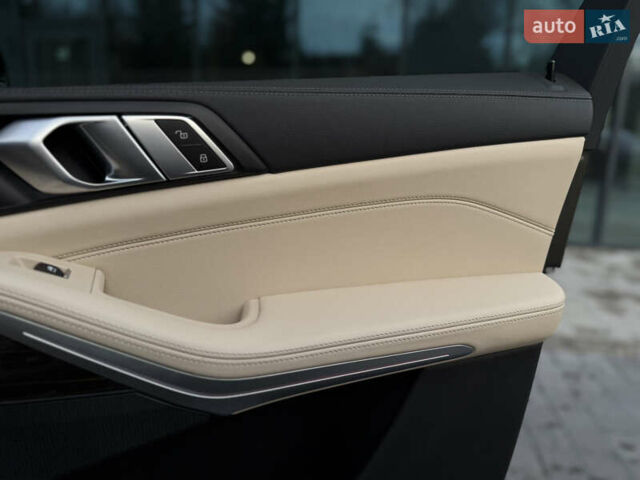 Серый БМВ Х5, объемом двигателя 3 л и пробегом 11 тыс. км за 59999 $, фото 67 на Automoto.ua