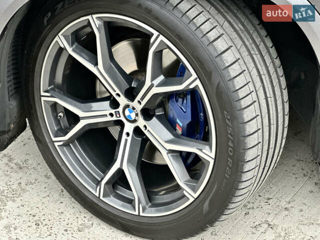 Серый БМВ Х5, объемом двигателя 3 л и пробегом 111 тыс. км за 66000 $, фото 12 на Automoto.ua