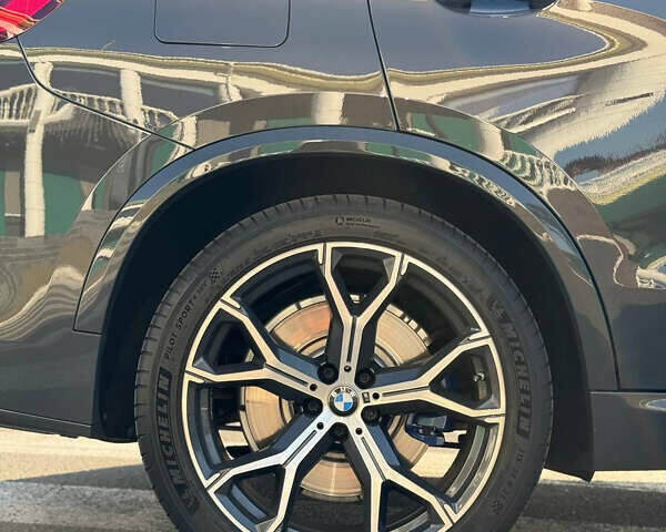 Серый БМВ Х5, объемом двигателя 4.39 л и пробегом 91 тыс. км за 76000 $, фото 11 на Automoto.ua