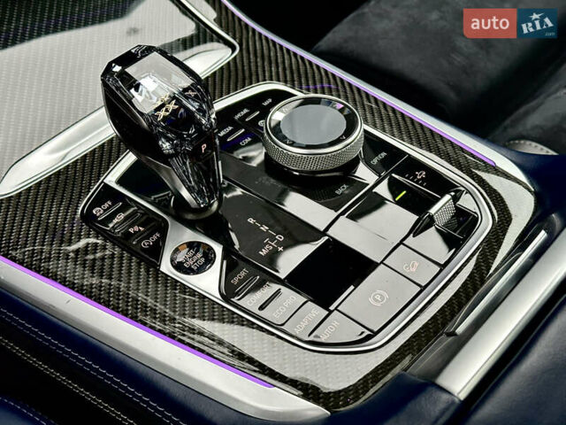 Серый БМВ Х5, объемом двигателя 3 л и пробегом 111 тыс. км за 66000 $, фото 1 на Automoto.ua