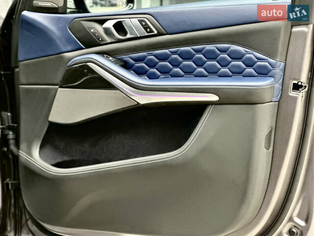 Серый БМВ Х5, объемом двигателя 3 л и пробегом 111 тыс. км за 66000 $, фото 32 на Automoto.ua